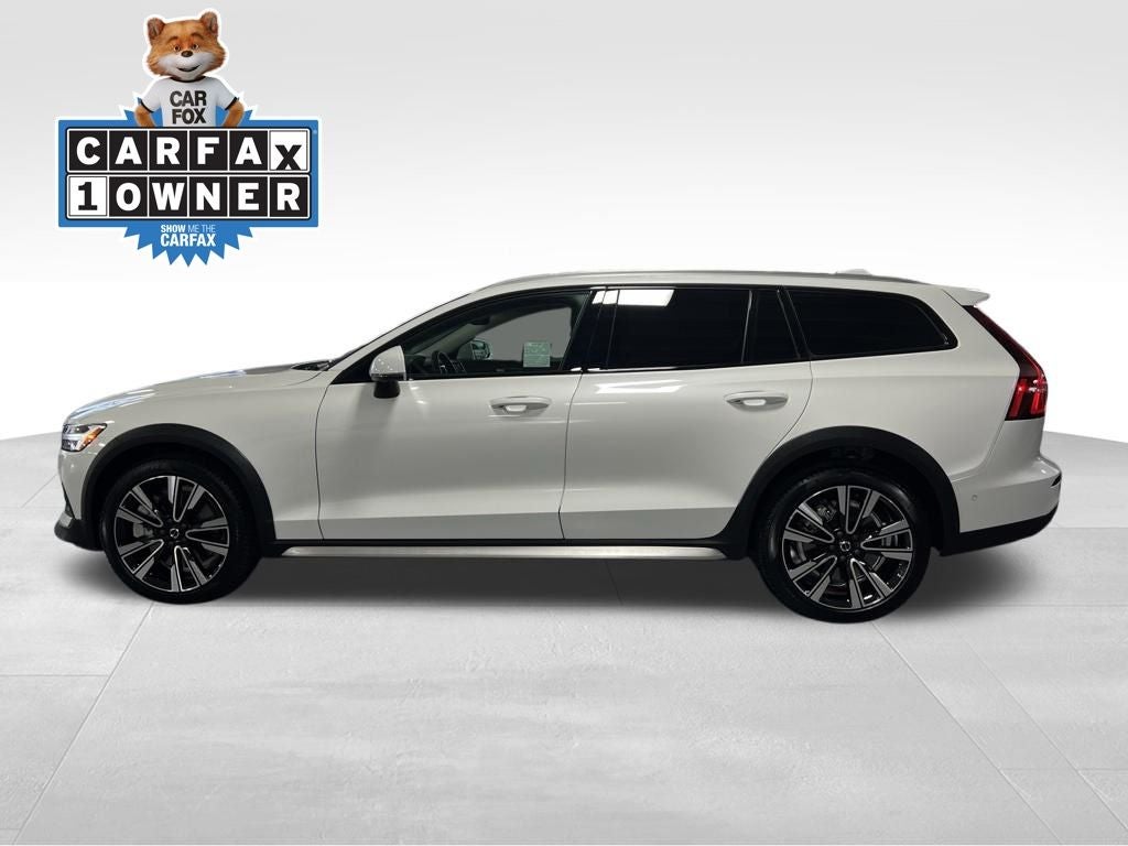 volvo v60 cross country 2026 YV4L12WL9T2170211 image volvo v60 cross country 2026 YV4L12WL9T2170211 image